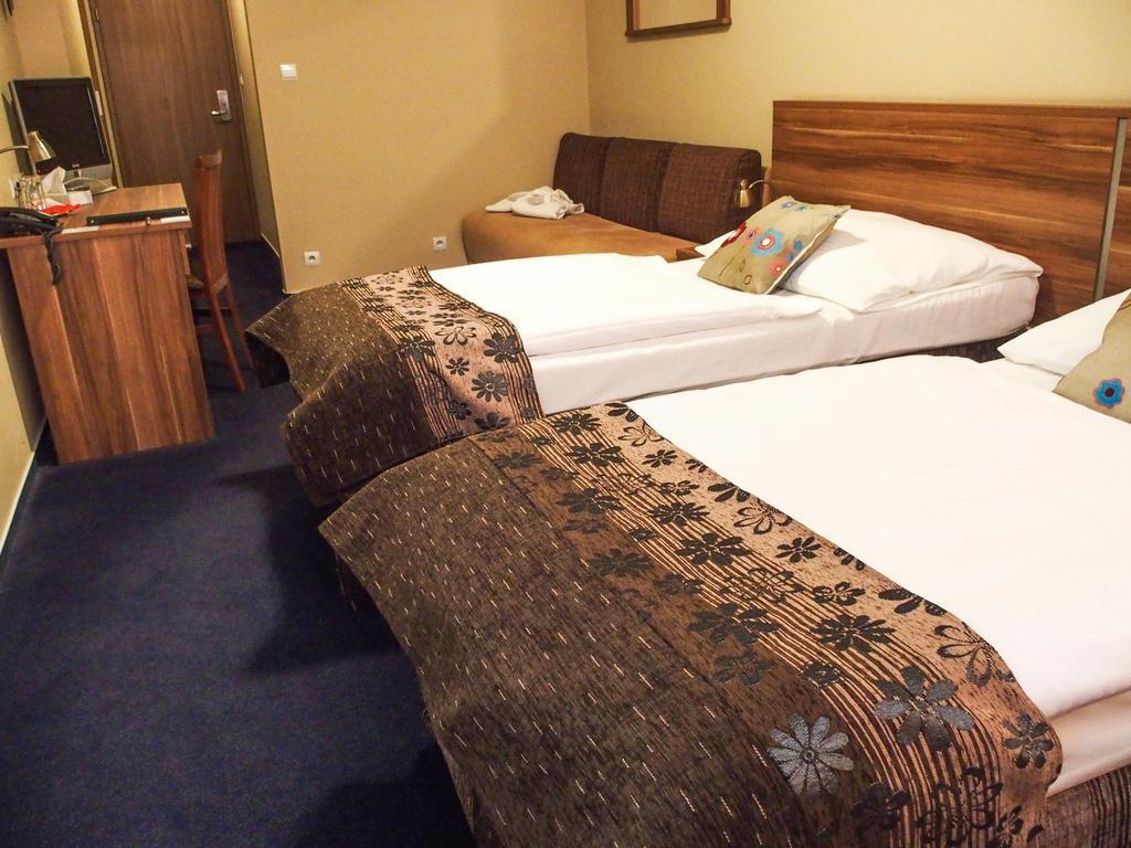 Hotel Victoria Martin Luaran gambar