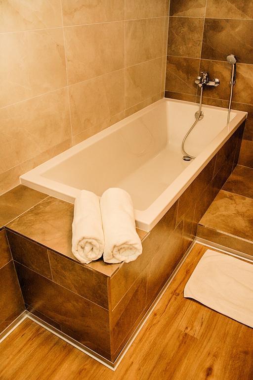 Hotel Victoria Martin Luaran gambar