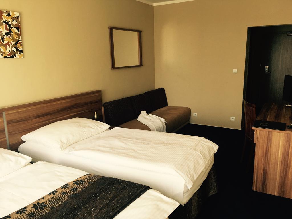 Hotel Victoria Martin Luaran gambar