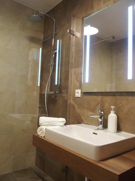 Hotel Victoria Martin Luaran gambar